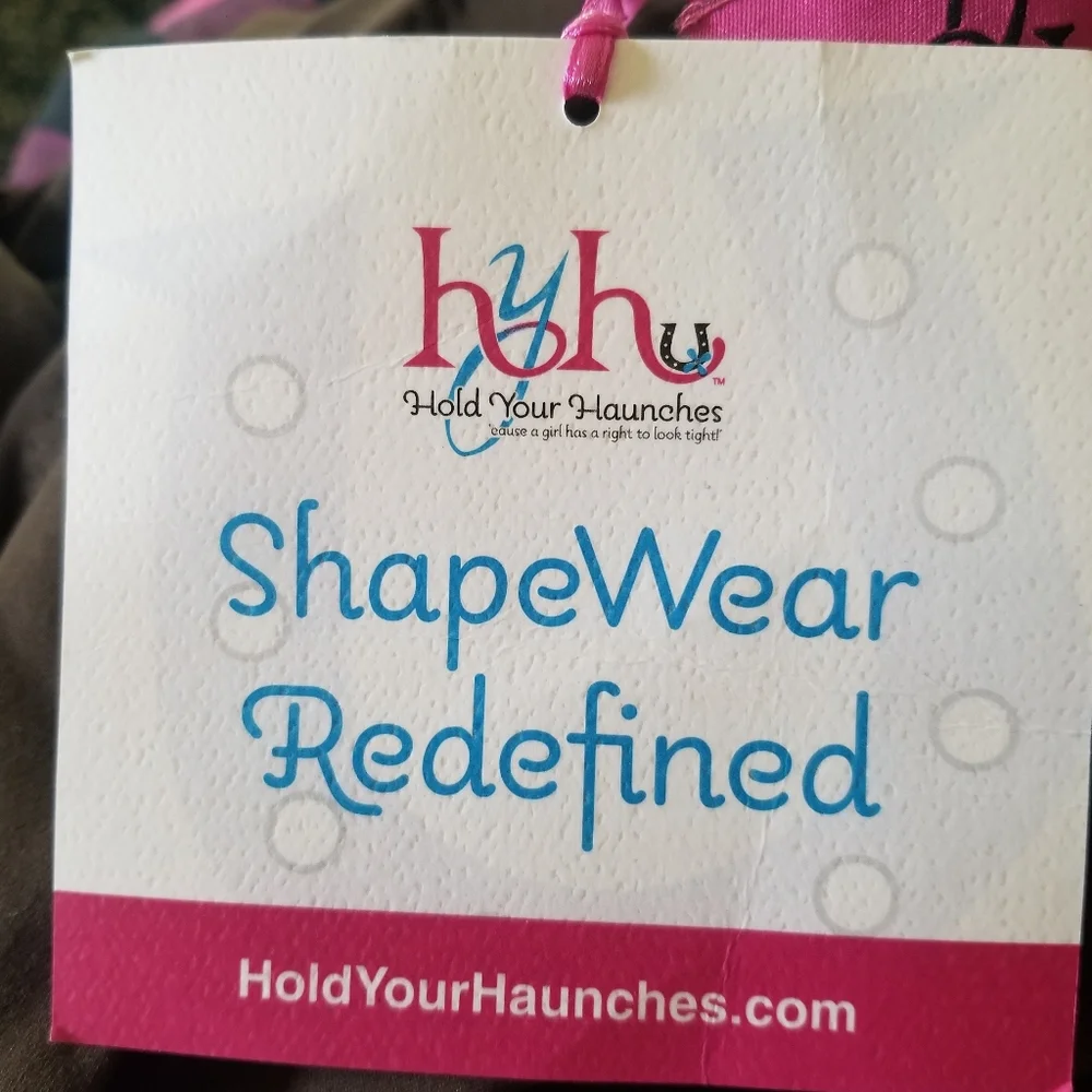 COPY - NWT Hold Your Haunches Compression Capri 3X - Picture 4 of 7